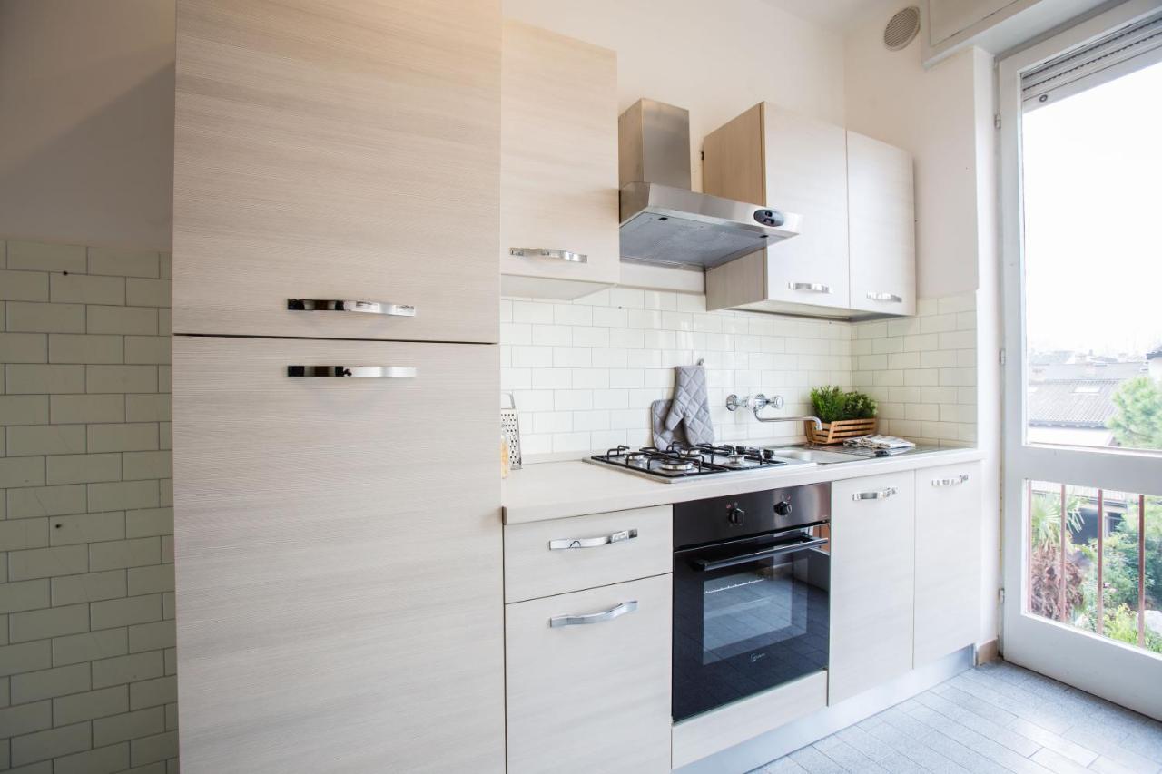 Gardappartamenti La Quiete Lake View Desenzano del Garda Ngoại thất bức ảnh