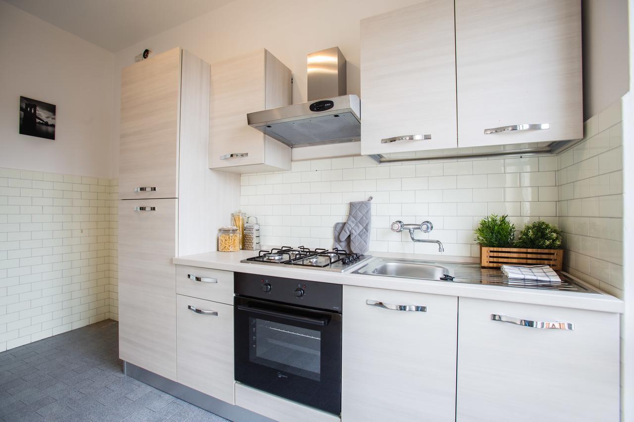 Gardappartamenti La Quiete Lake View Desenzano del Garda Ngoại thất bức ảnh